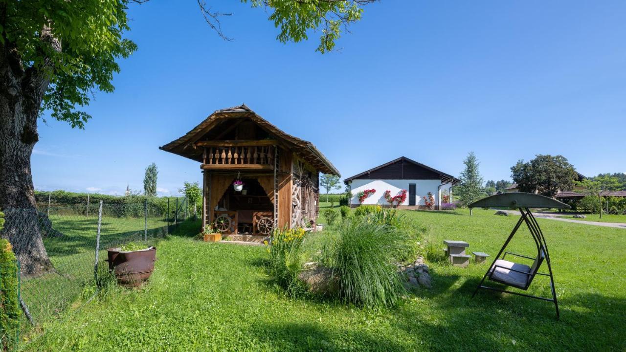 Erlebnisbauernhof Tschom Sankt Kanzian am Klopeiner See المظهر الخارجي الصورة